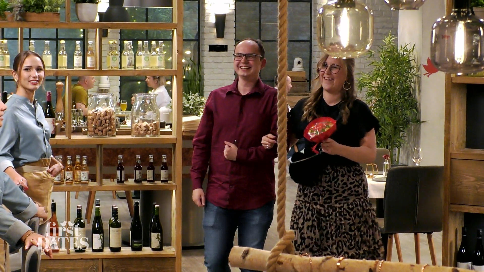 Tobias und Jana üben schonmal den Hochzeitsgang