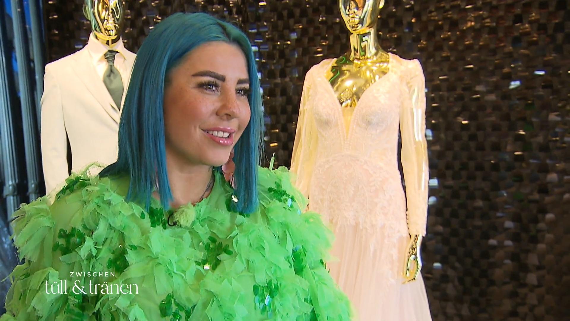 Kate Melan sucht ein außergewöhnliches Kleid