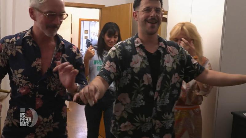 Kleiner Bauchtanz-Kurs für die Dinnerrunde