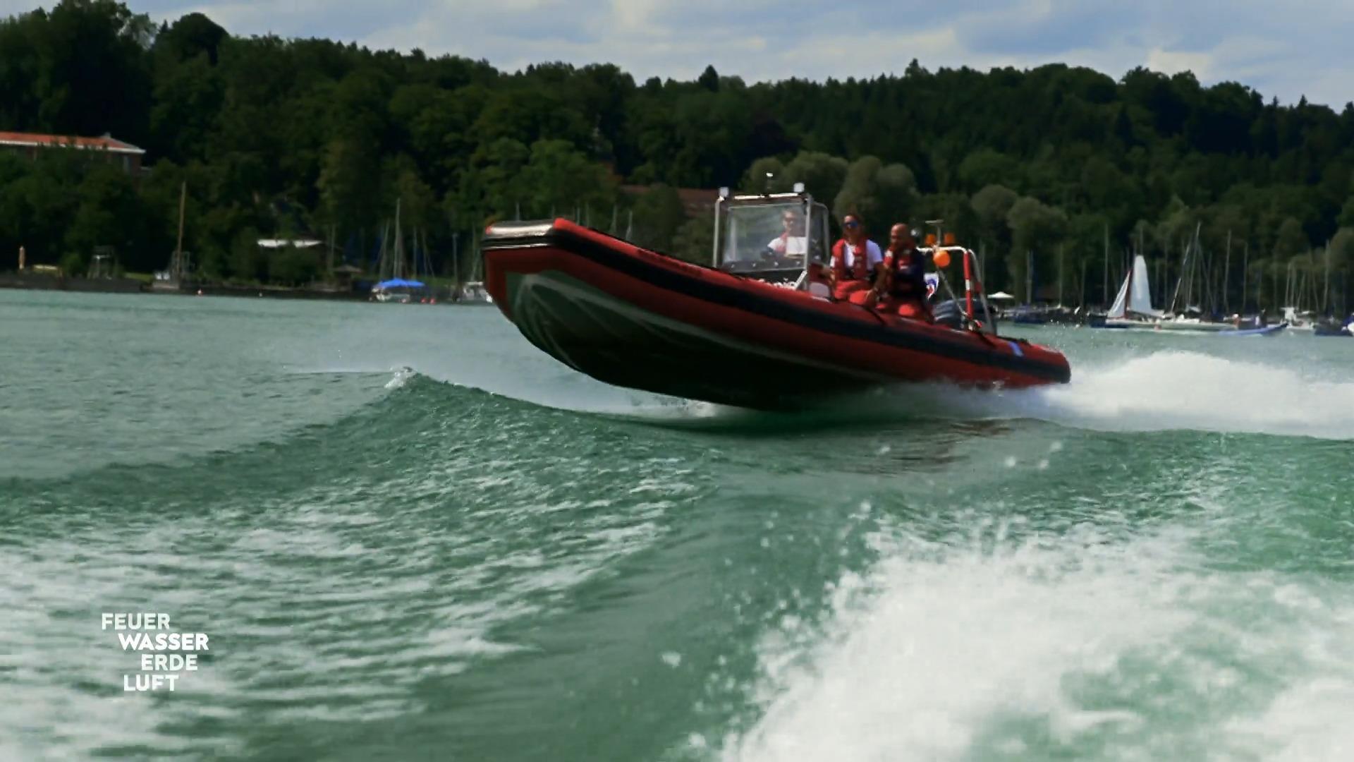 Wasserwacht Bernau eilt zur Hilfe