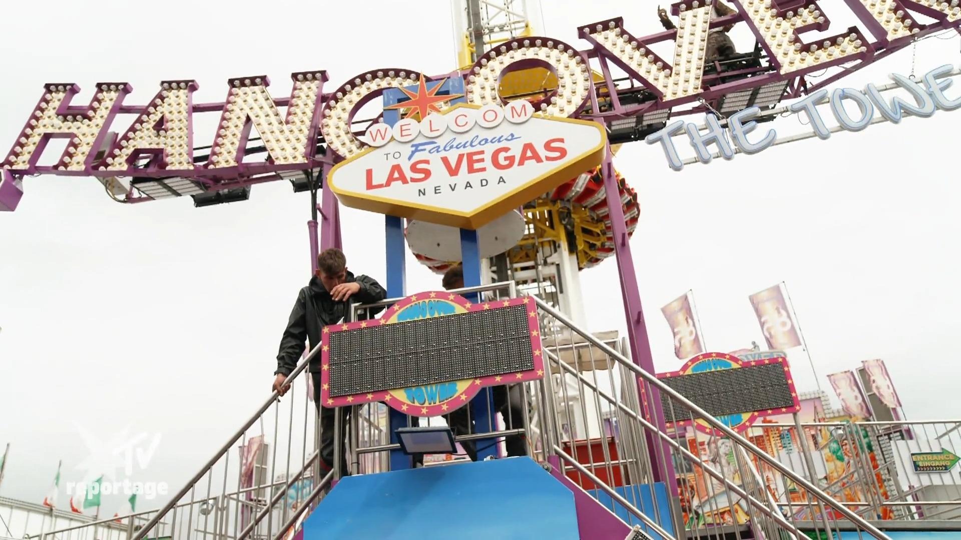Die letzten Vorbereitungen am Freifall-Turm