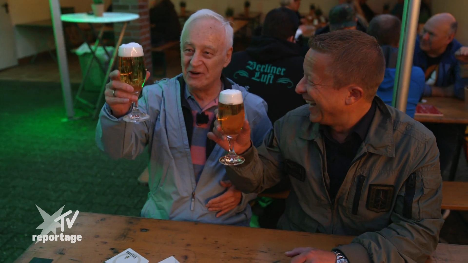 Wie Anwohner ihre Hinterhöfe in Biergärten verwandeln