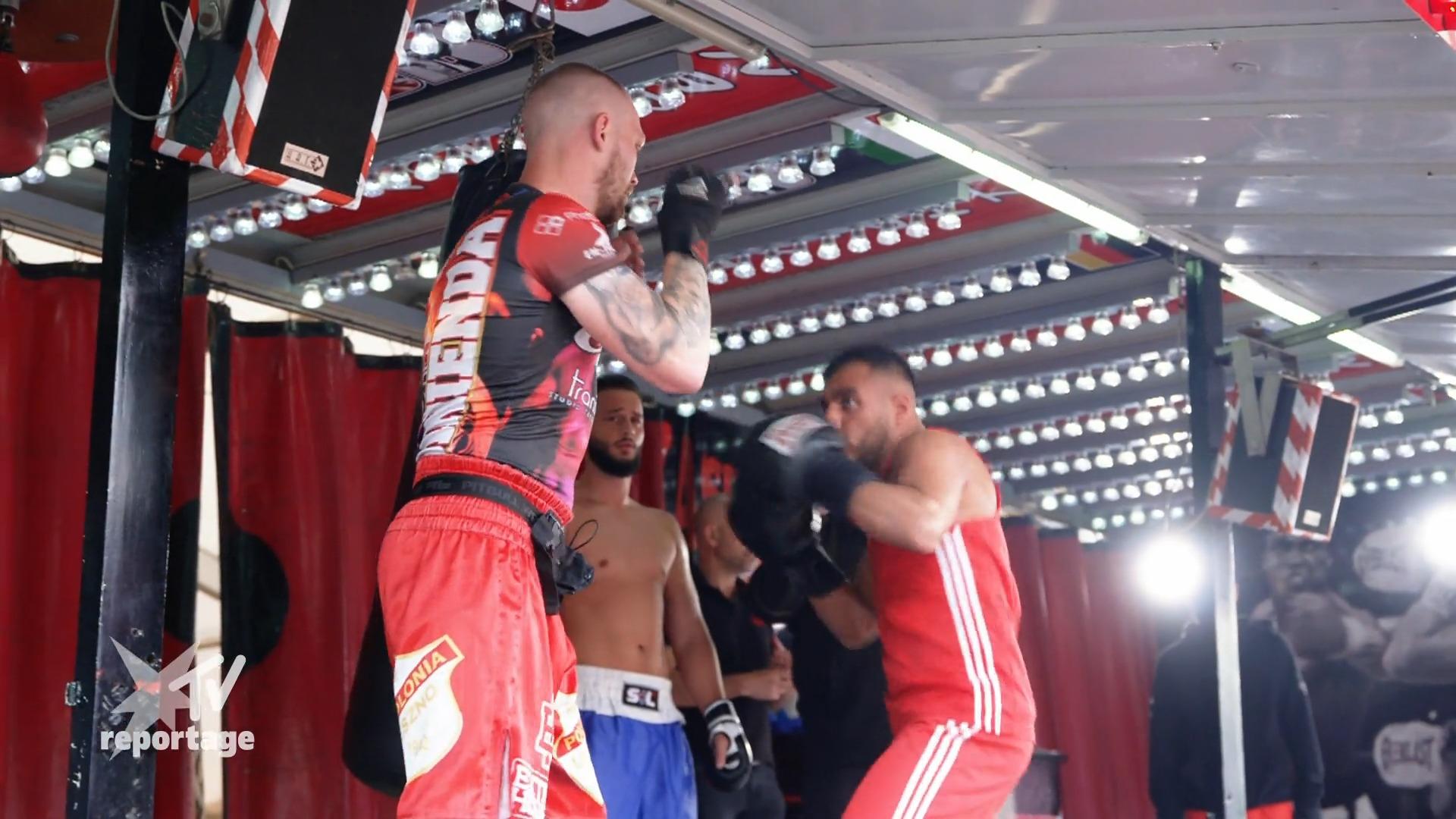 Schausteller Charlie Schultz öffnet seinen Fight Club