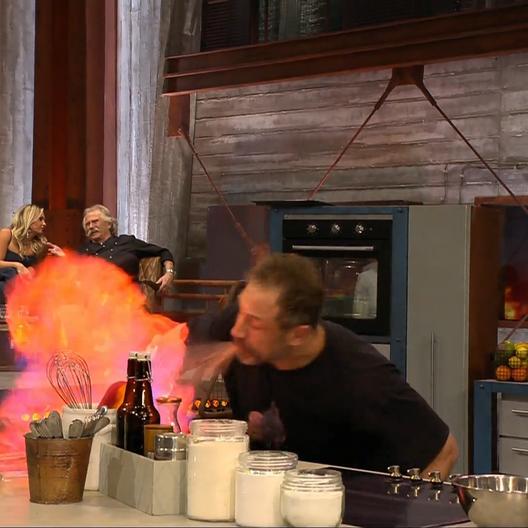 Evil Jared kocht eben irgendwie anders. Das gilt auch fürs Flambieren.