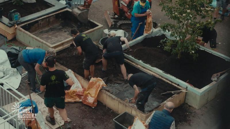 Der Vorplatz wird zum schicken Park