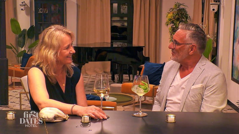 Kurt wittert seine Chance bei Karina