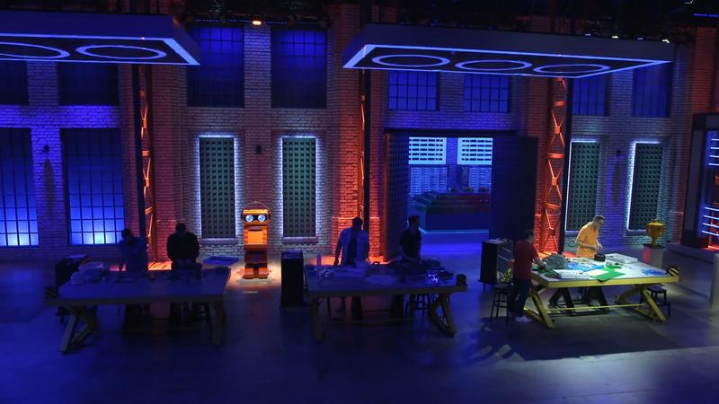Roboter Bert verlangt eine Begleitung!