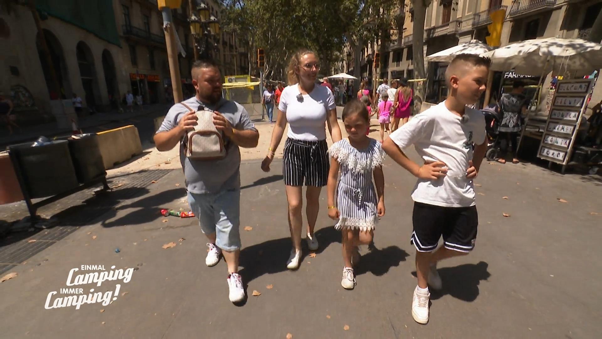 Michel, Alex und die Kinder entdecken Barcelona