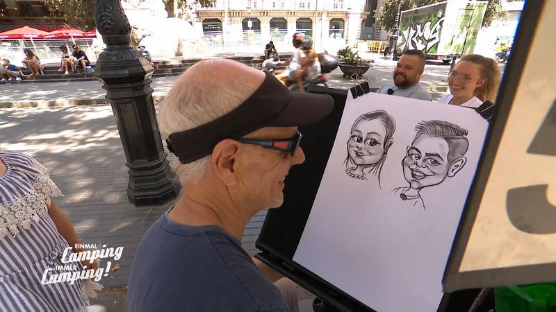 Die Familie lässt eine Karikatur anfertigen
