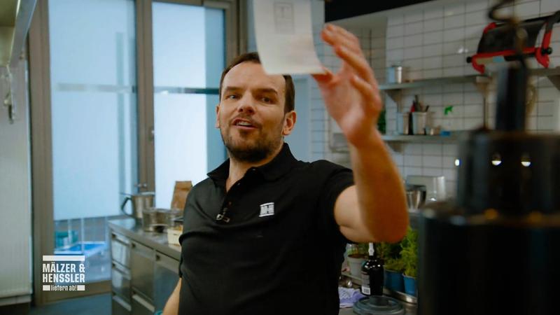 Tim und Steffen haben keine Idee, wer bestellt hat