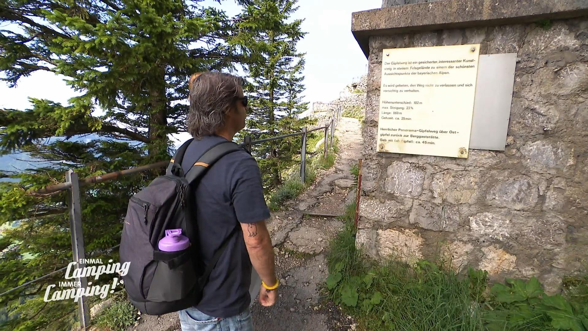 Birte und Martin erkunden die Natur