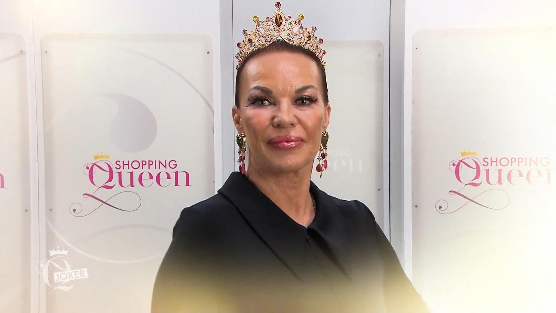 Wird der schwarze Catsuit mit Krone das perfekte Outfit?