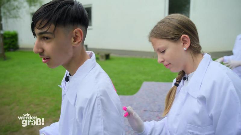 Mert und Abigail wehren sich gegen die Aufgabe