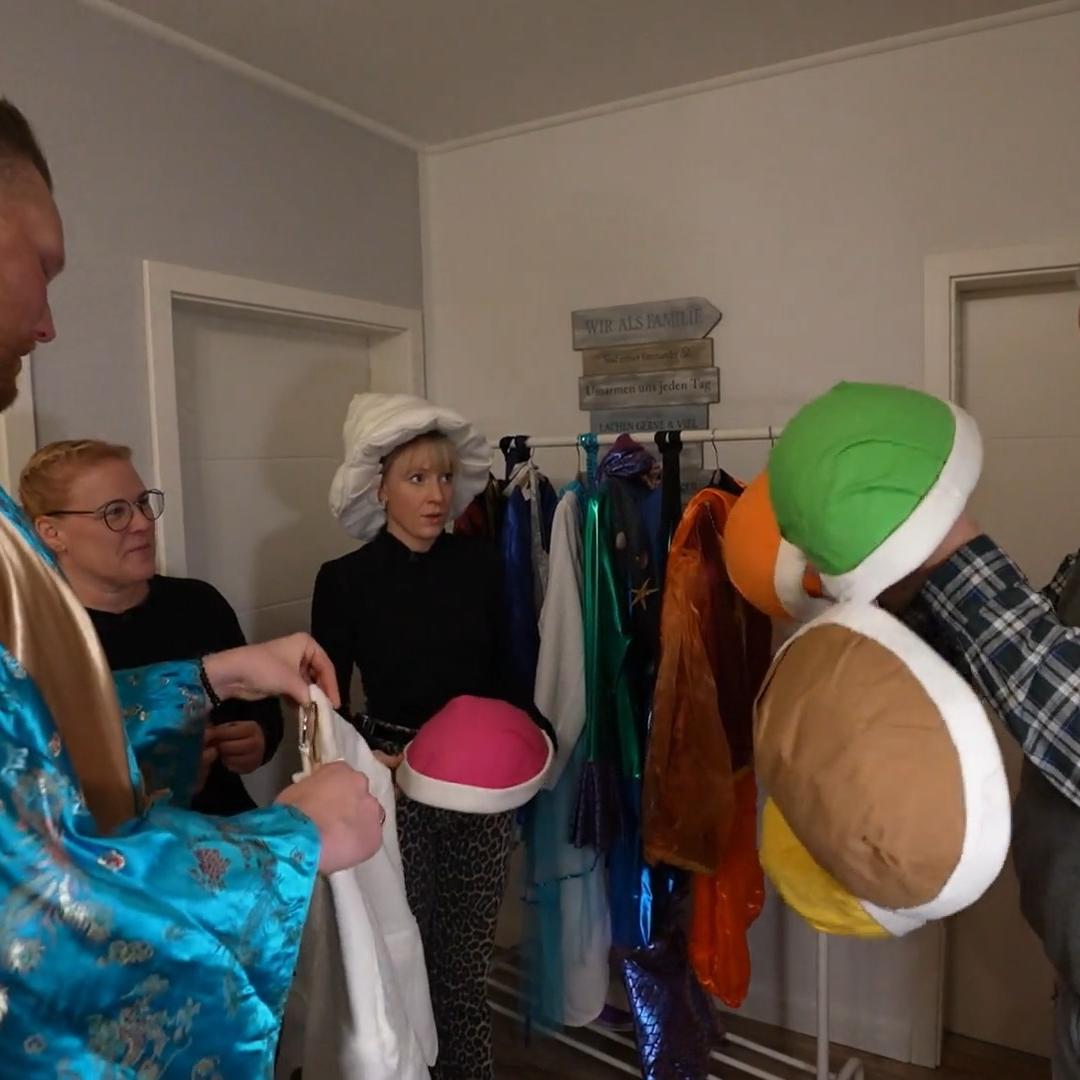 Nicole ist ein Fasching-Fan