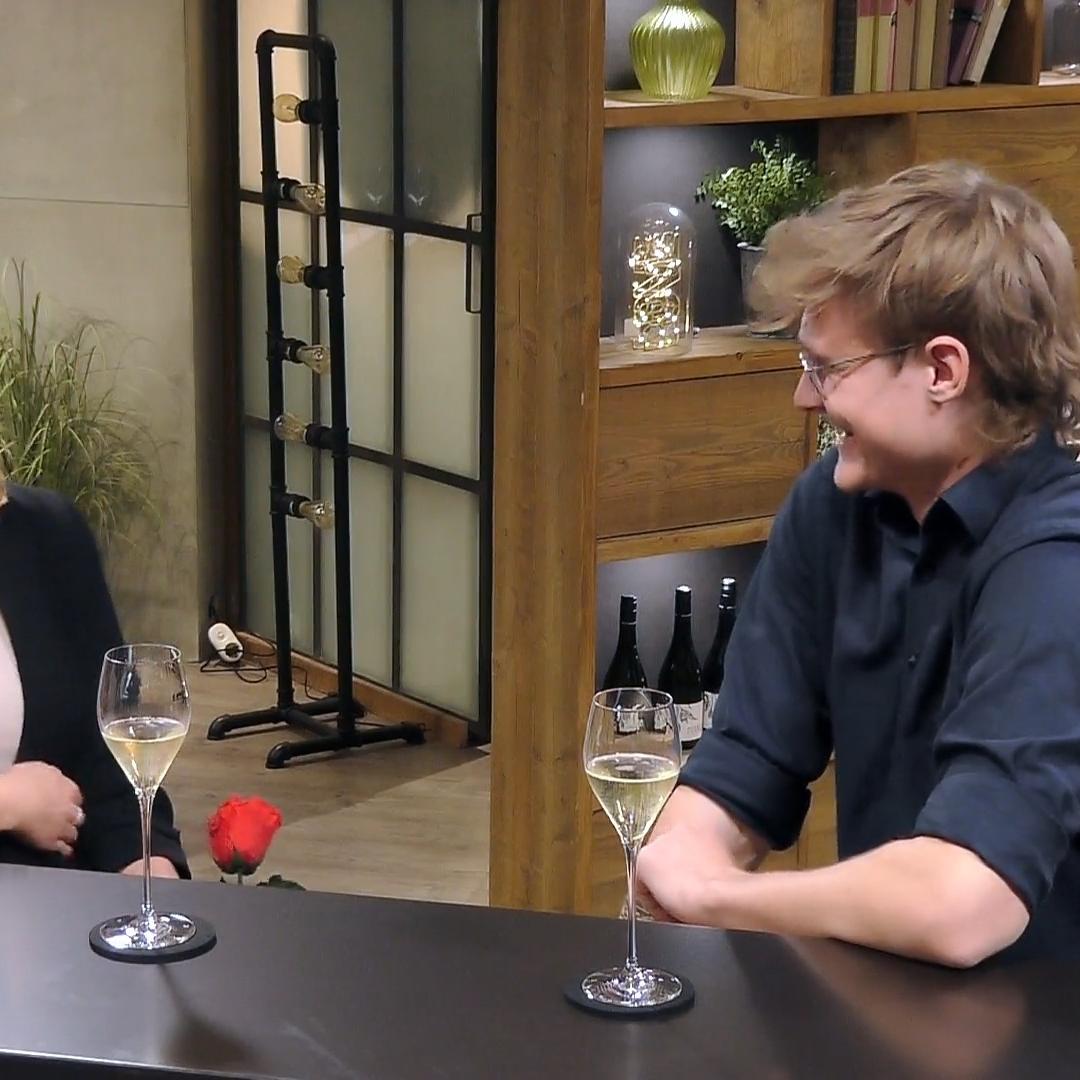 Evelin schwärmt von ihrem besten Date