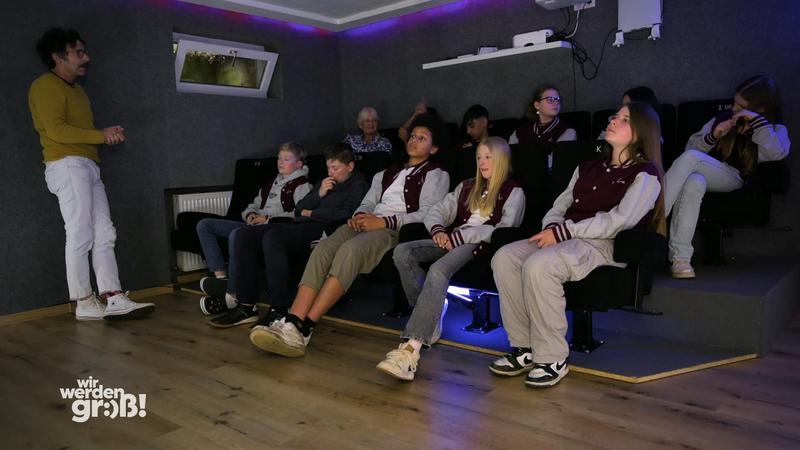 Jens Franzen spricht mit den Teenies über Mobbing