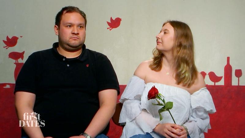Zweites Date bei einer Runde Rommé?