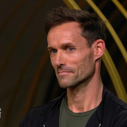 Da staunen die „Löwen“ - Skisprunglegende Sven Hannawald wagt den Pitch!