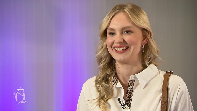 Carina stellt sich der Kritik ihrer Mitstreiterinnen
