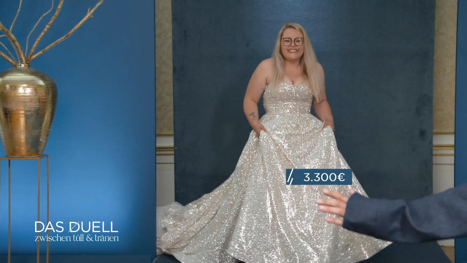 Braut Sarah wird in der Glitzer-Explosion heiraten