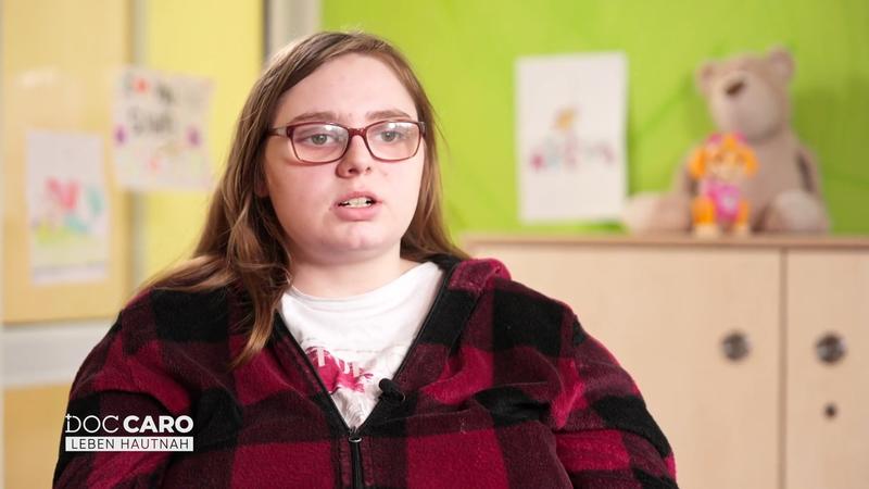 Enrike im emotionalen Gespräch mit Doc Caro