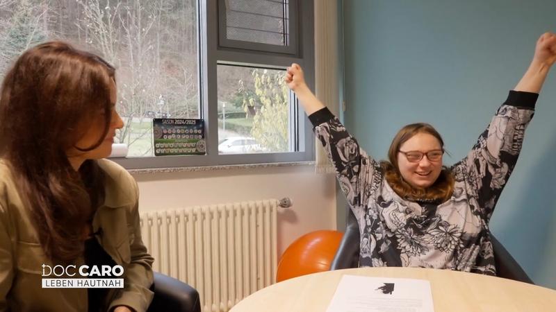 Enrike freut sich über gute Nachrichten