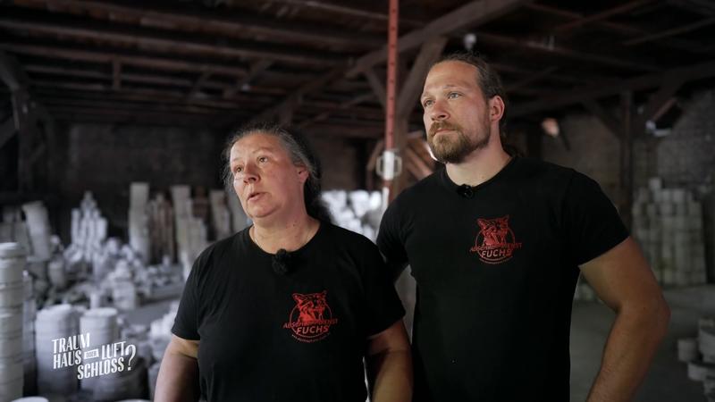 Isabella und Chris und ihre Porzellanfabrik