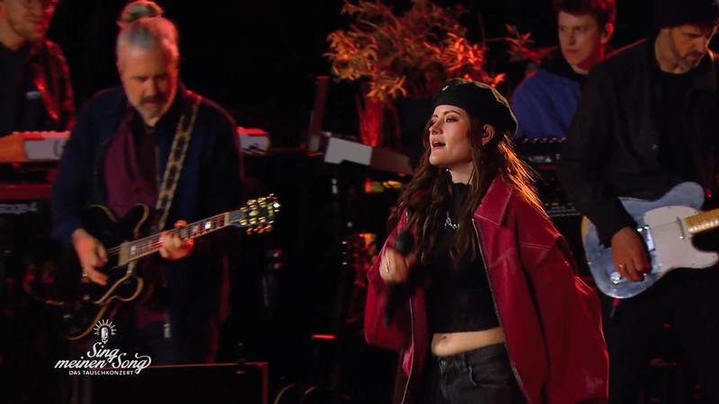 Madeline Juno platzt förmlich vor Energie