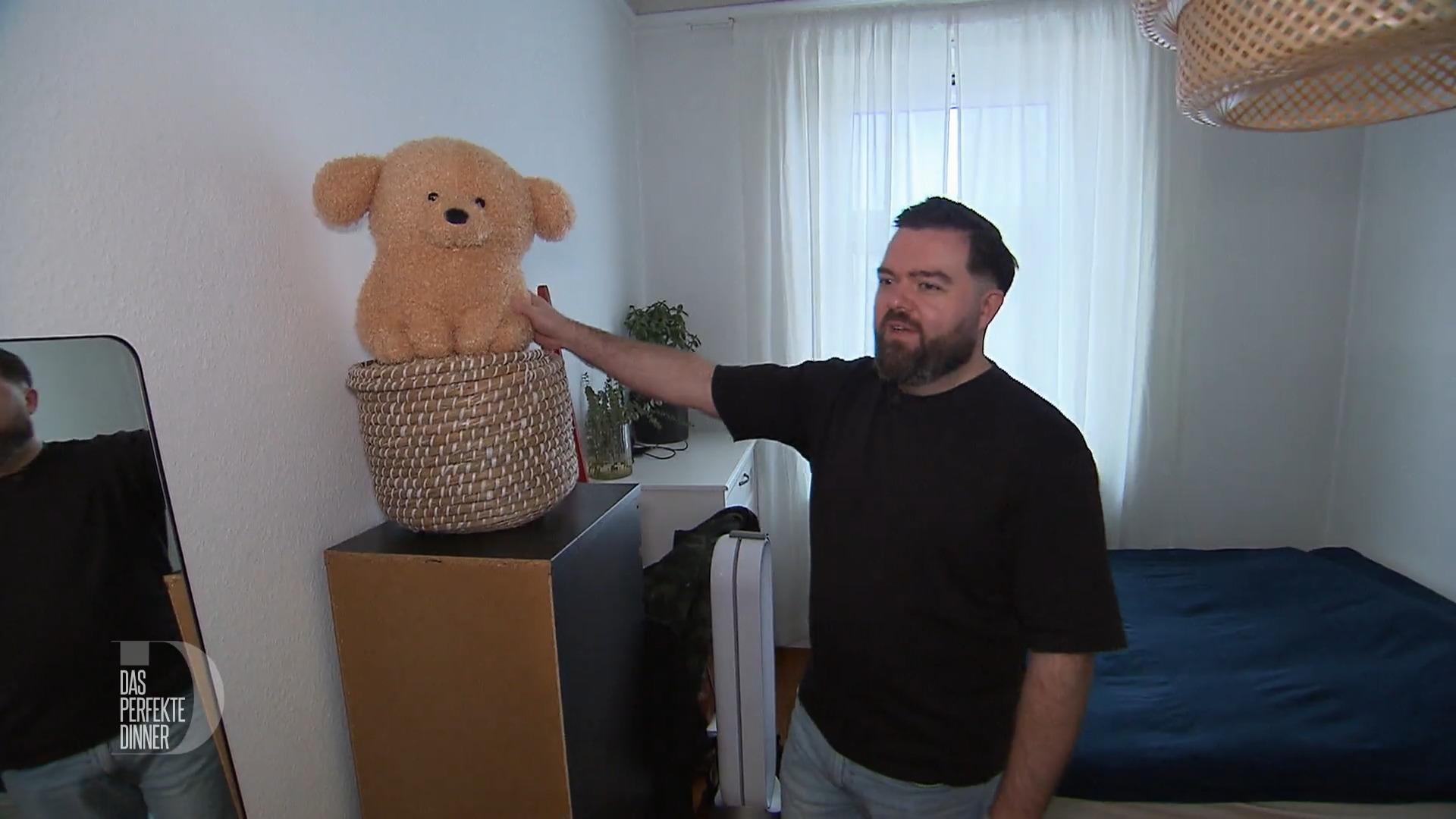 Pelzi hat einen pelzigen Glücksbringer