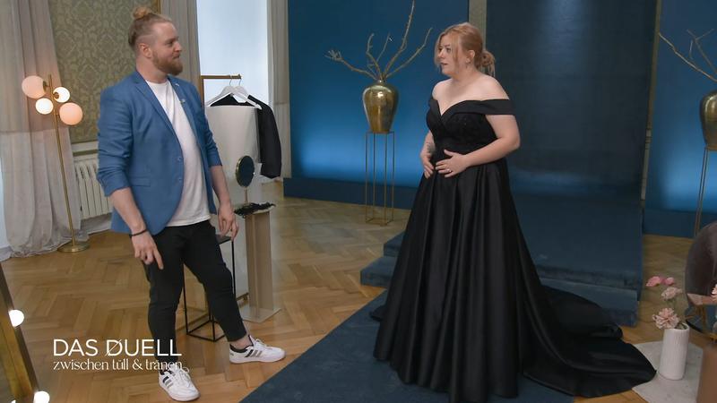 Das zweite Kleid trifft voll ins Schwarze