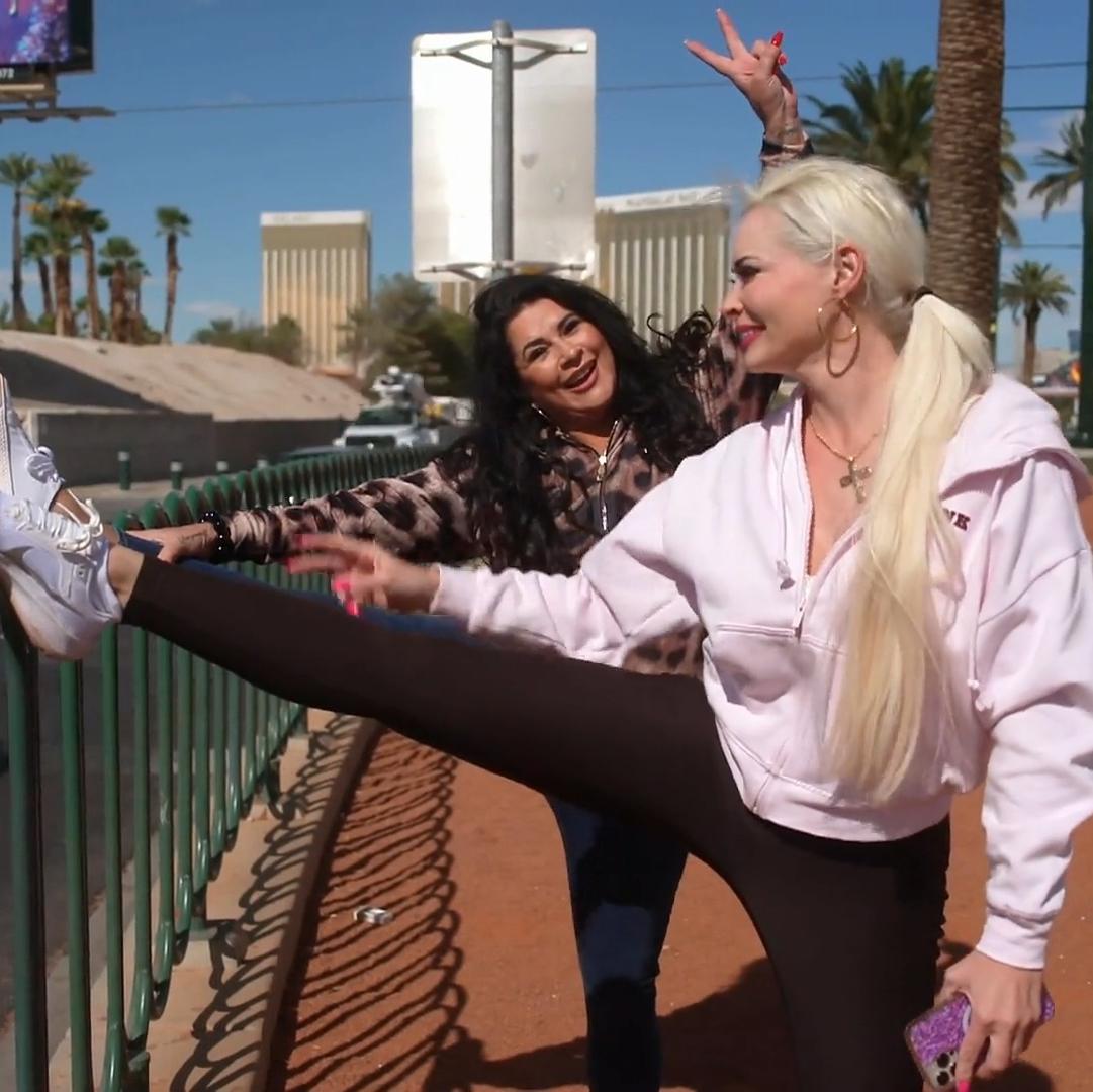 Daniela und Mama Iris machen Vegas unsicher