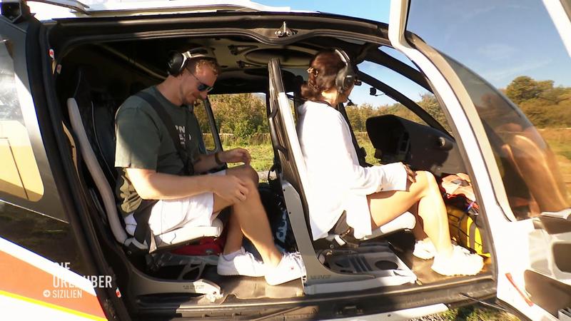 Saskia & Micha fliegen für 800 € über den Ätna