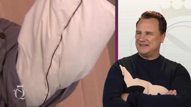 Priska präsentiert ihren Bettwäsche-Look