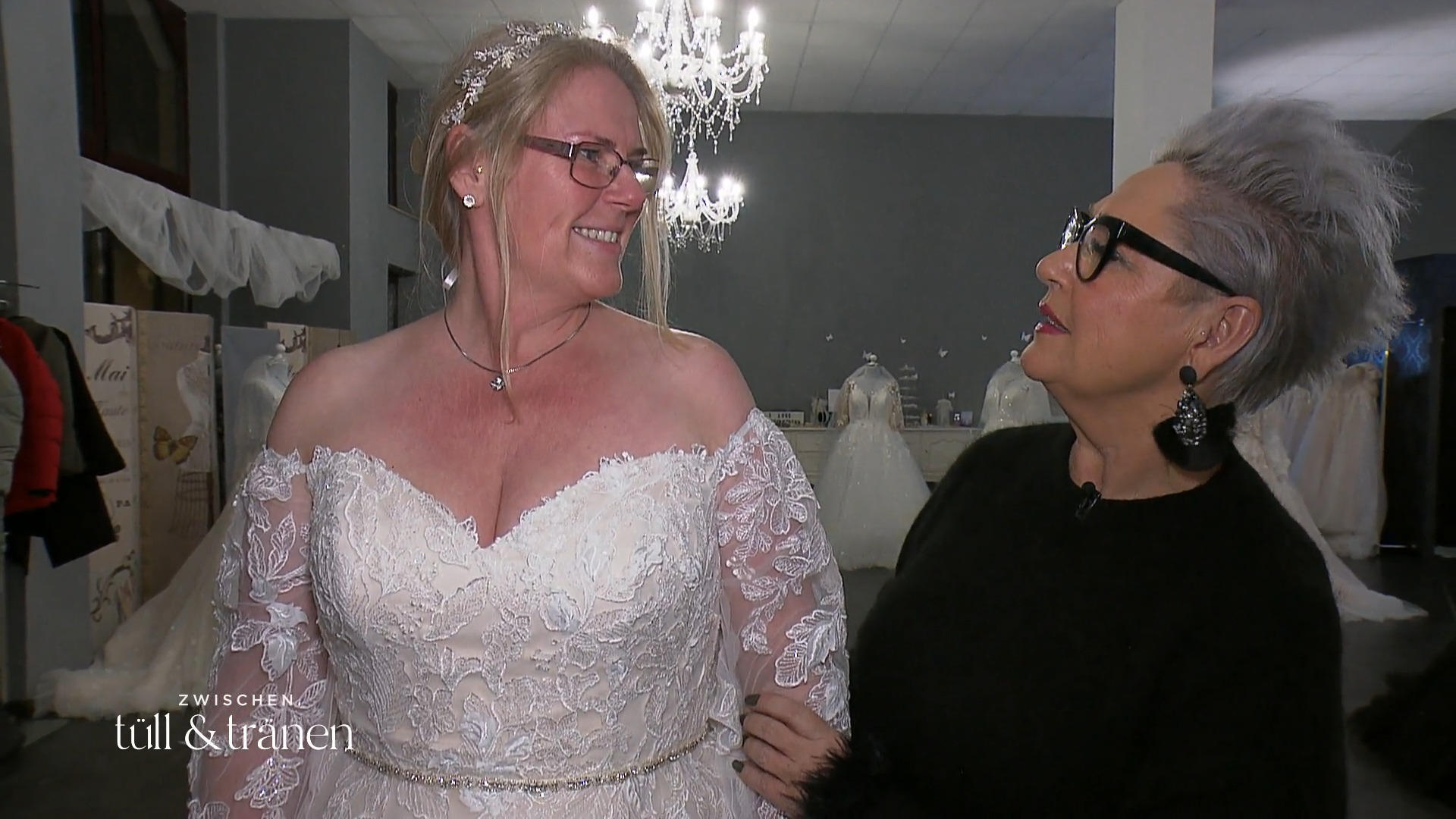 Im Brautkleid fühlt sich Kerstin richtig schön