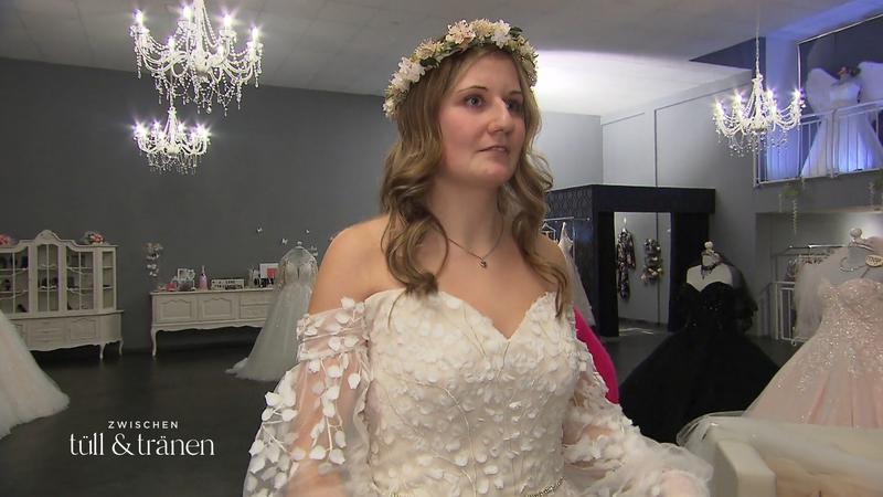 Zündet Kleid Nummer drei bei Braut Denise?