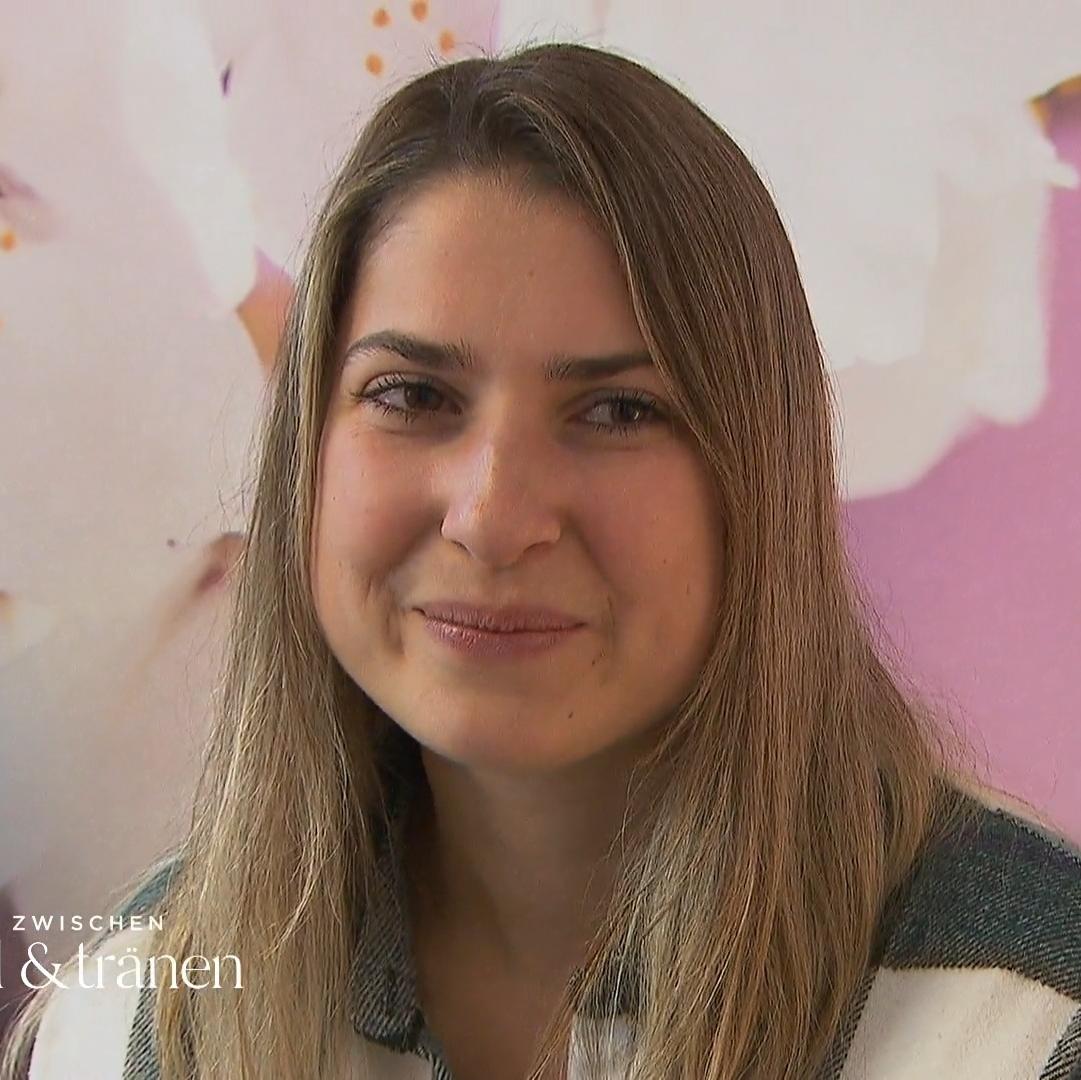 Vanessa hat ein Favoritenkleid bei der Konkurrenz