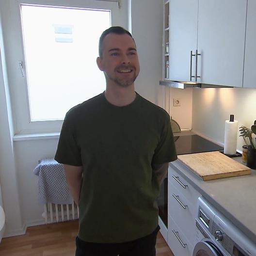 Benni ist Foodblogger: "Ich esse mich einmal quer durch Berlin und die ganze Welt". Jedoch essen ist das eine - selbst am Herd stehen etwas ganz anderes.