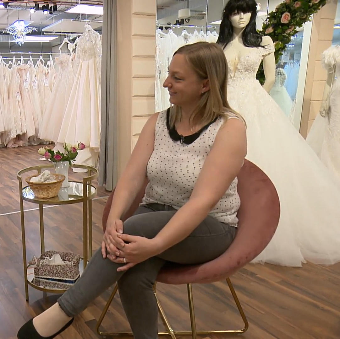 Die Hochzeit macht Stefanie vom Kleid abhängig