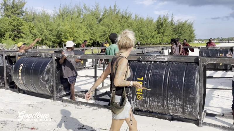 Angela riskiert alles für ihr Partyboot