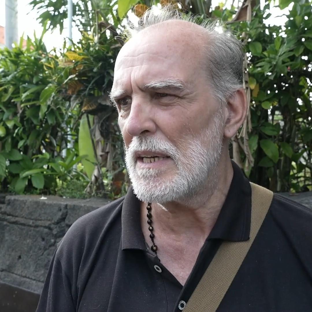 Patrick muss seinen Stiefkindern die Wahrheit sagen