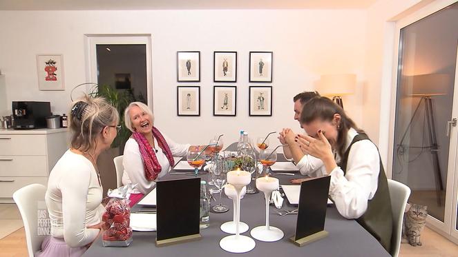 Wollen die Gäste etwa Thomas mit Anja verkuppeln?