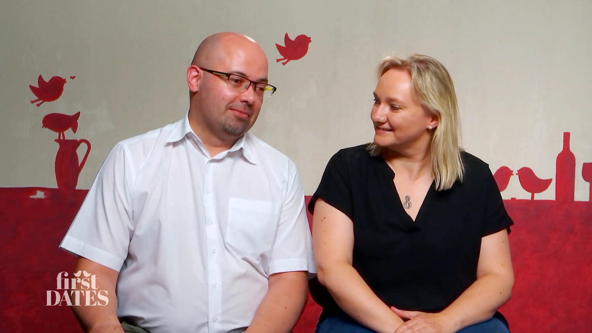 Steve und Petra surfen nicht auf einer Welle
