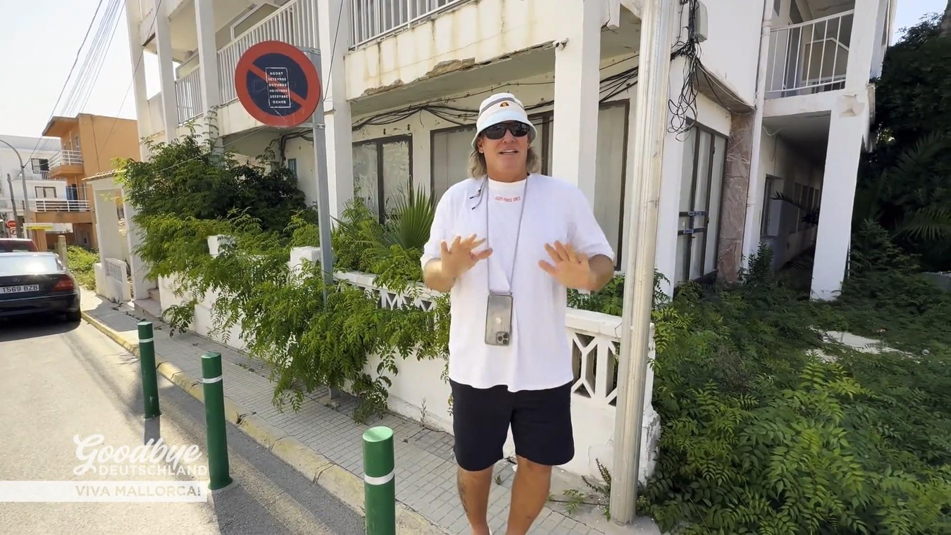 Steff und Peggy besichtigen das Hotel