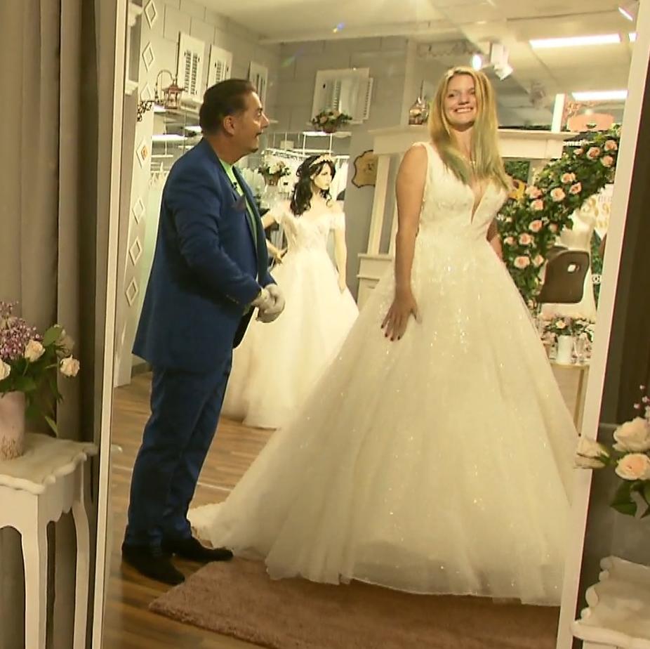 Ein Prinzessinnenkleid ist ihr Kindheitstraum