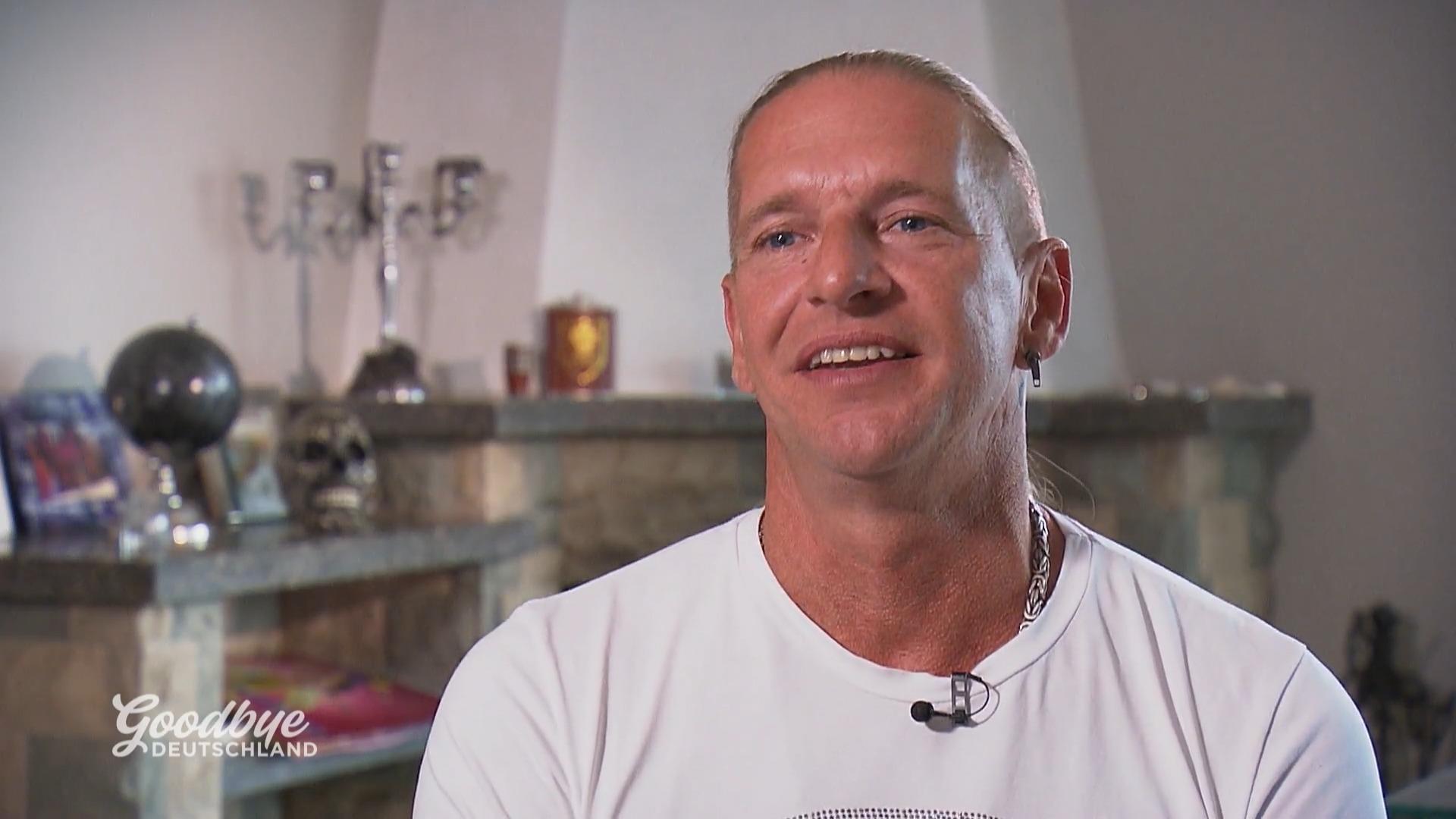 Don Francis trennt sich von Assistentin