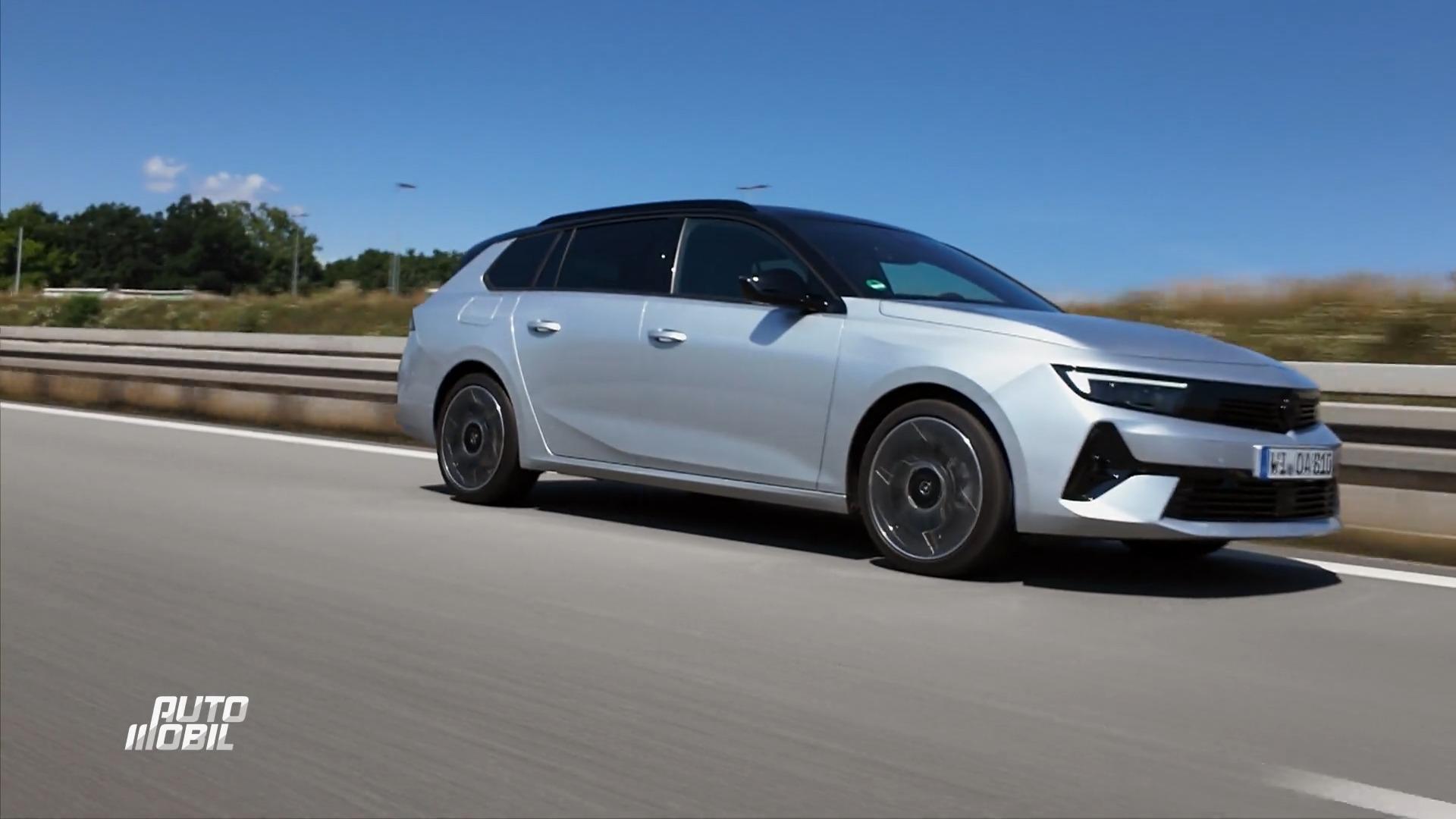 Opel Astra im Stau auf Langstrecke