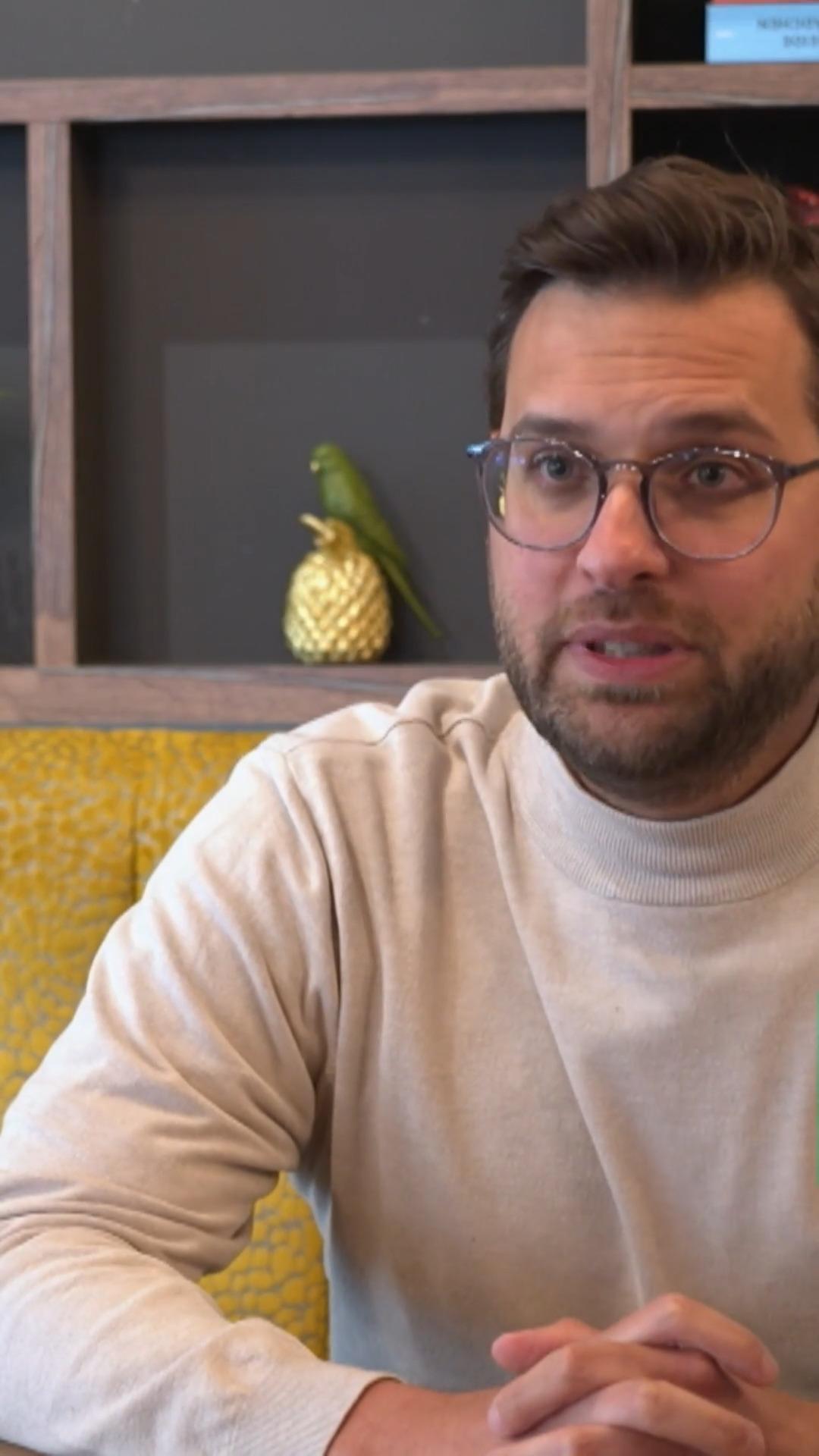Marco tritt trotz Baby-Wochen an den Herd