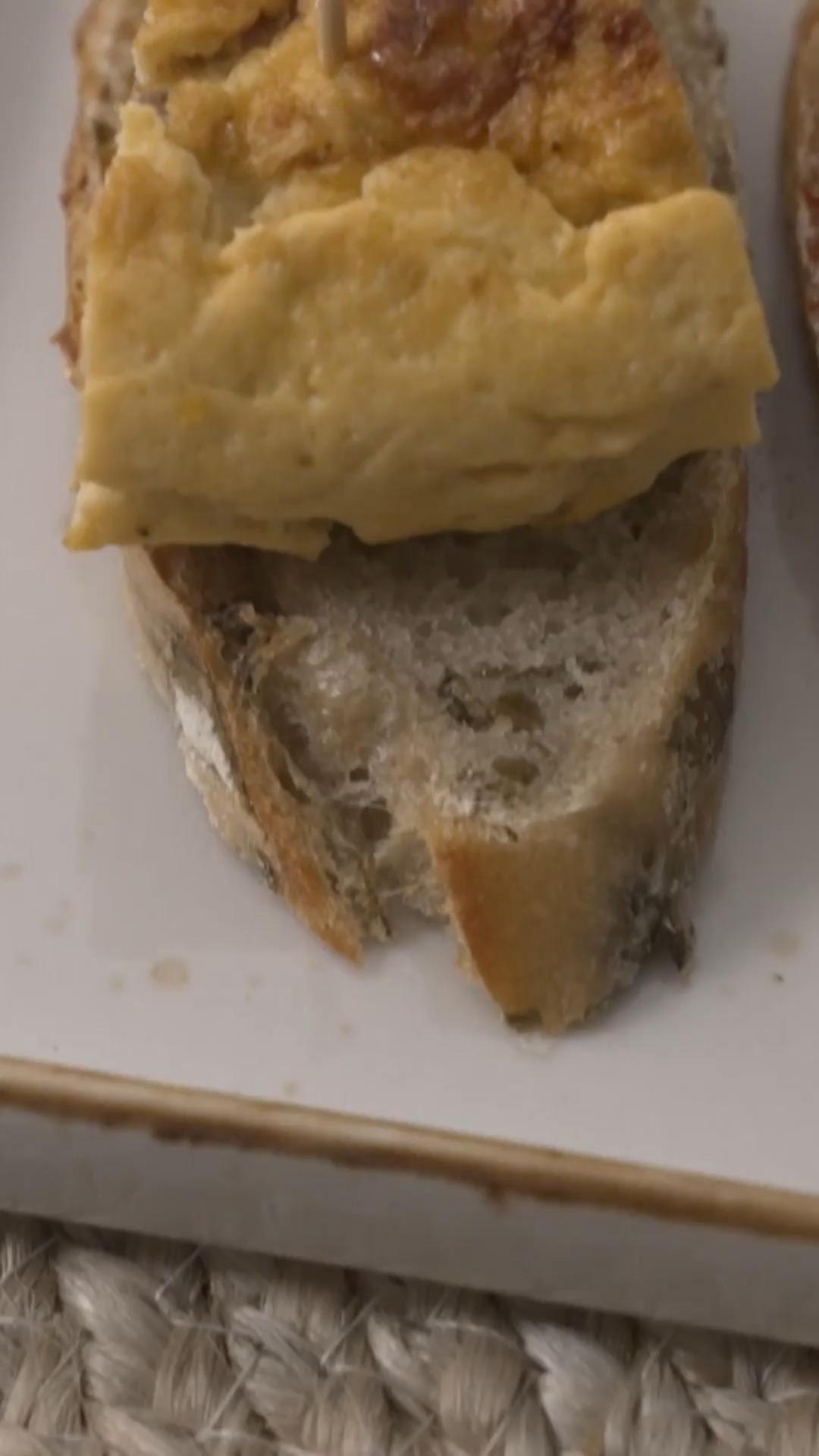 Pau begeistert mit spanischem Flair
