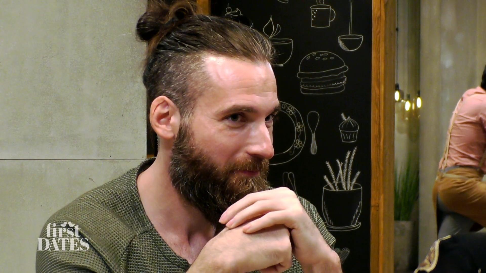 Spiros tritt voll ins Fettnäpfchen