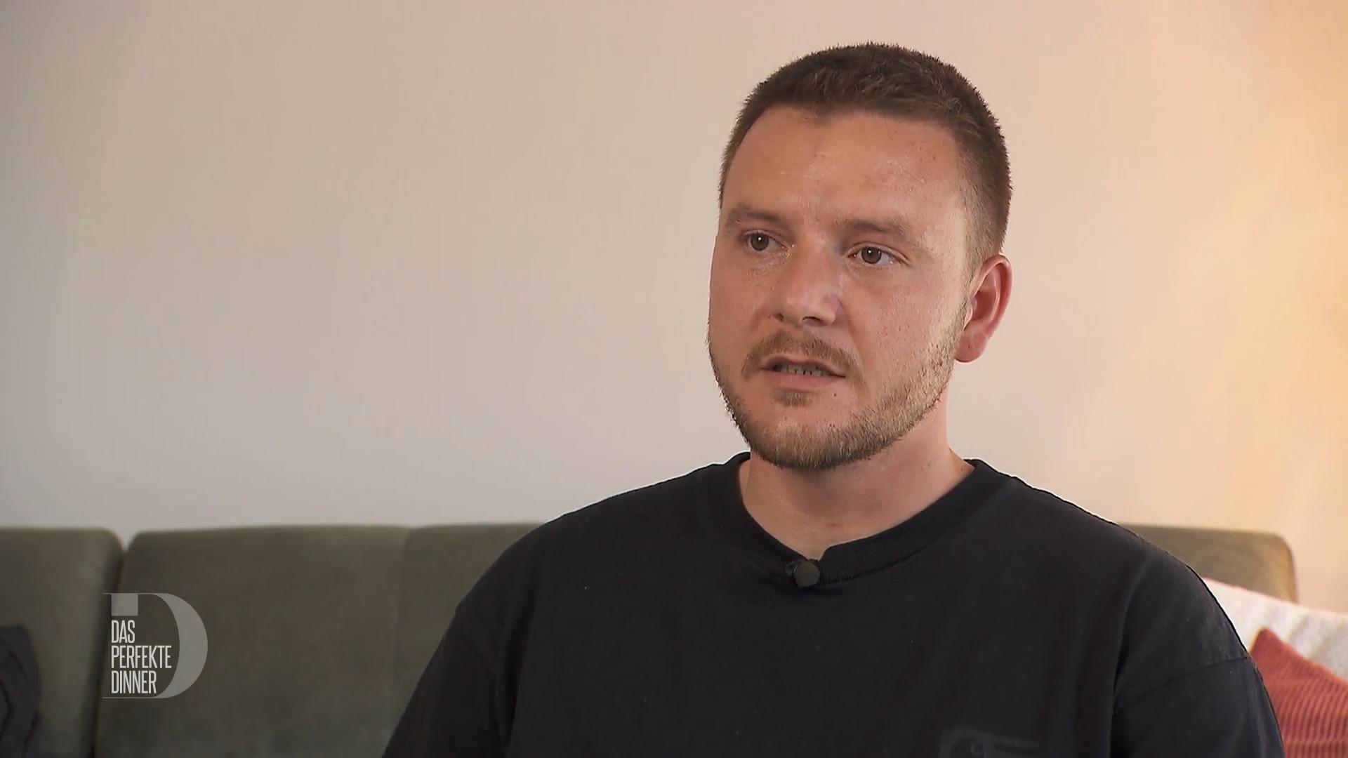 Yannik öffnet seine Türen